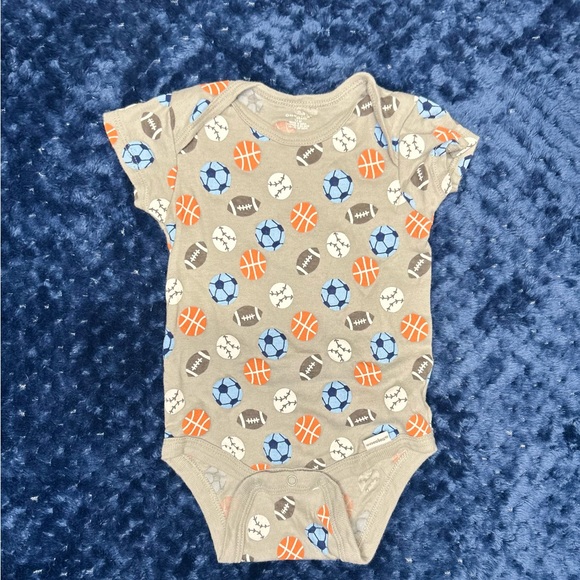 15pc Bundle Baby Onesies (Size 12 months) - Picture 7 of 16